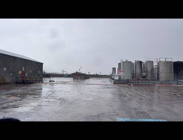 INDUSTRIAL PROPERTY TO RENT IN KILLARNEY GARDENS